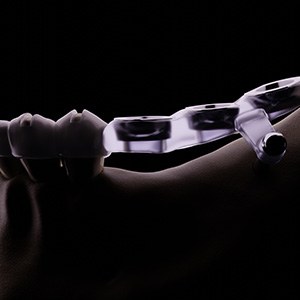 Surgical guide for dental implants in lower jaw