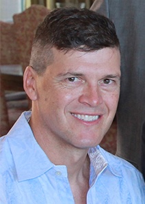 Meet Jupiter FL oral surgeon Dr. Travis Thompson
